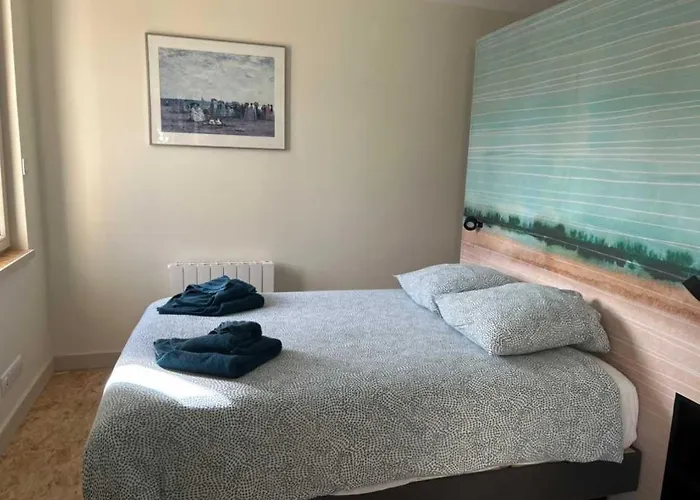 Au Bord De L'odon Casa de Férias *